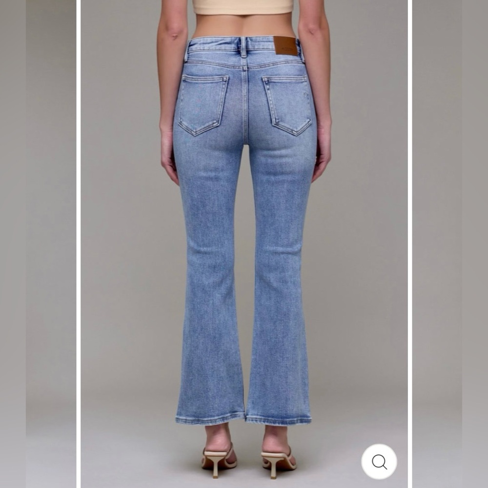 HIDDEN | Ryan Mid Rise Crop Flare | Stretch Flare | Medium Wash | 24